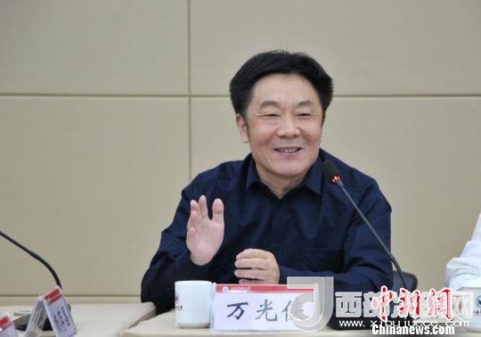 圖為山東師范大學副校長萬光俠在開幕式上發(fā)言。　趙曉 攝