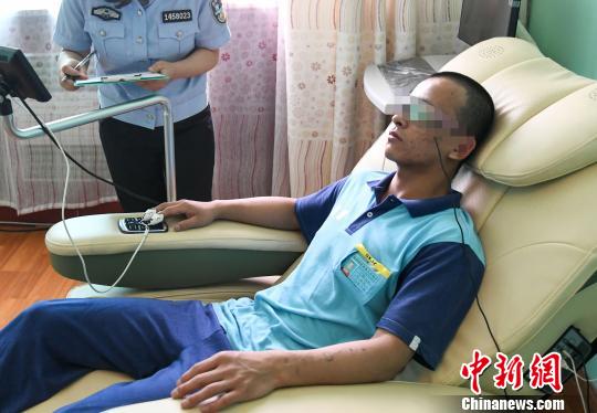 山西省戒毒管理局下屬共有13個(gè)戒毒場(chǎng)所和一個(gè)涉毒病殘所(山西省戒毒康復(fù)醫(yī)院)籌建處，其中省屬戒毒所9個(gè)，市屬戒毒所4個(gè)?！⊥踅ㄜ?攝