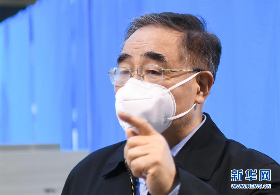 （聚焦疫情防控·圖文互動(dòng)）（7）分秒必爭！一切為了治病救人——中國抗疫生命至上的生動(dòng)實(shí)踐