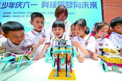 激勵(lì)創(chuàng)新，樹(shù)立“強(qiáng)國(guó)有我”鴻鵠志